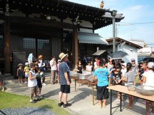 西恩寺カレー大会201308 001